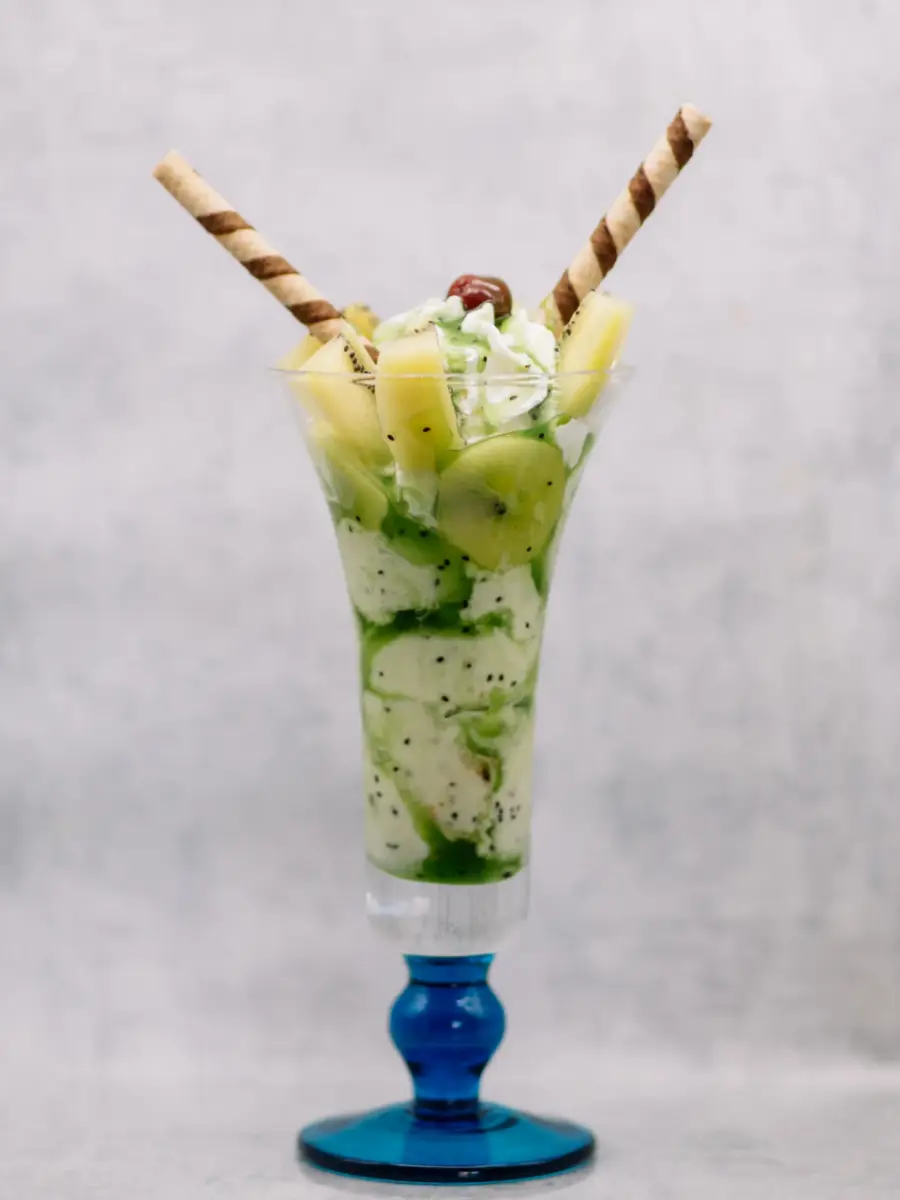 Menü 7 Kiwi Becher scaled